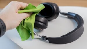 How to Clean Headphone Pads