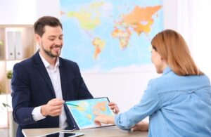 how to become a travel agent
